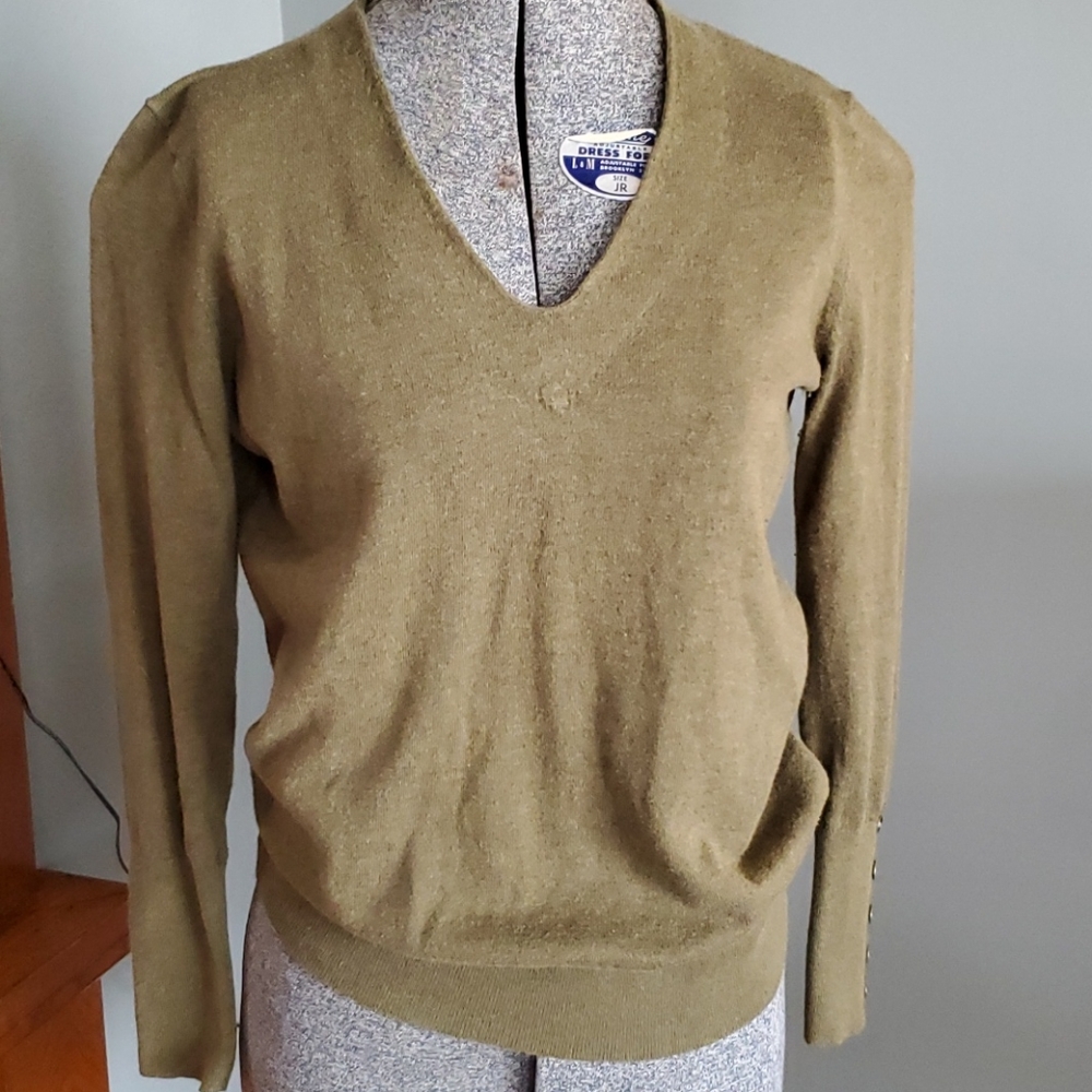 Light weight v neck sweater.